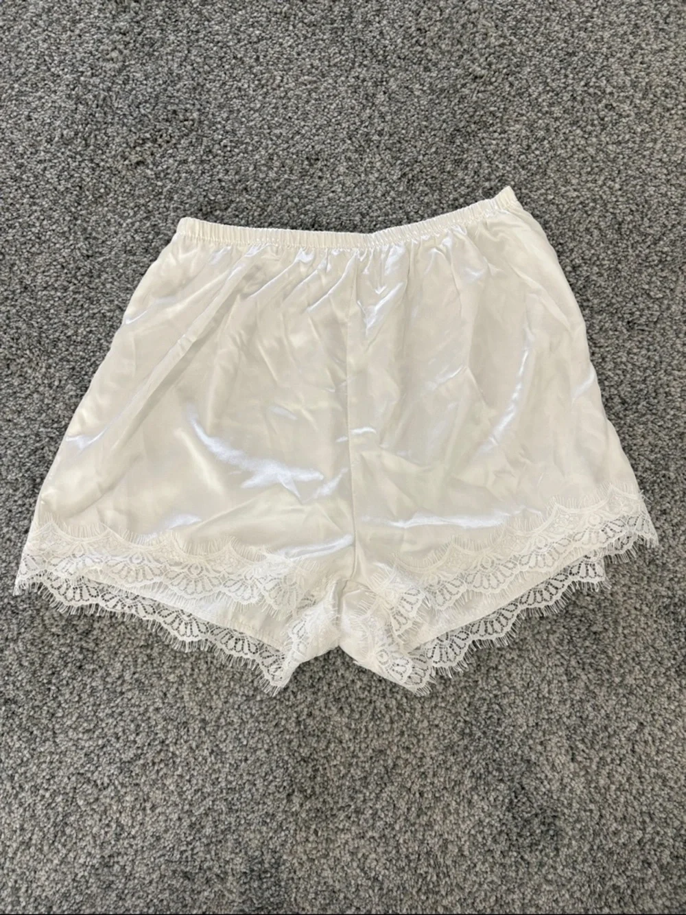 Lace Sheer Robe & Slip Set - Picture 6 of 7